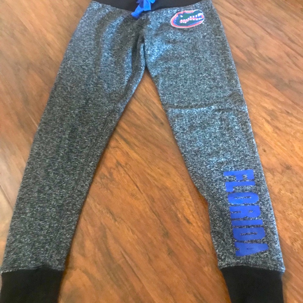 Gators joggers small